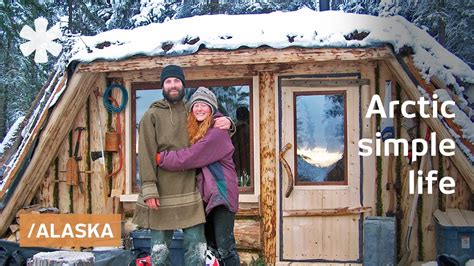 Fear the Night: A Chilling Exploration of Survival and Isolation in the Alaskan Wilderness!